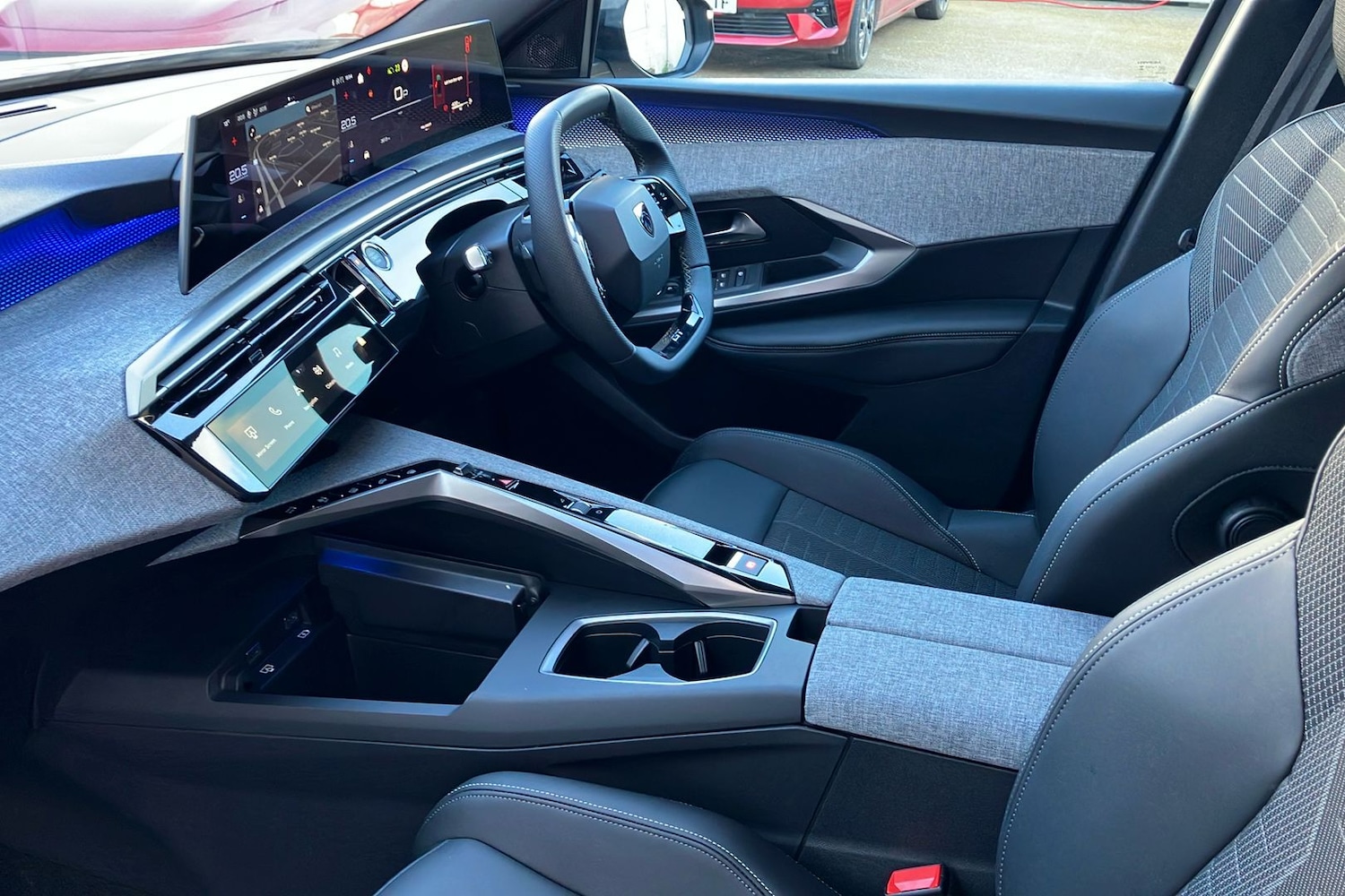 Used Peugeot 3008 2025 for sale - 77902229: Photo 3