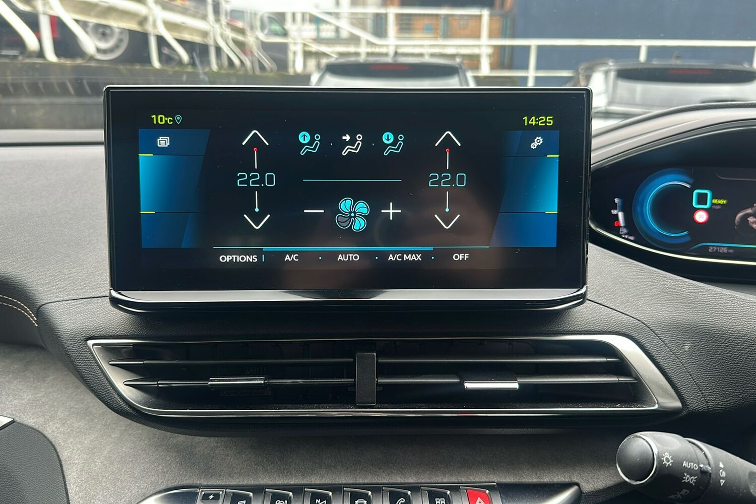 Used Peugeot 3008 2021 for sale - 77494559: Photo 32