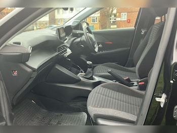 Used Peugeot 208 2023 for sale - 77663103: Photo