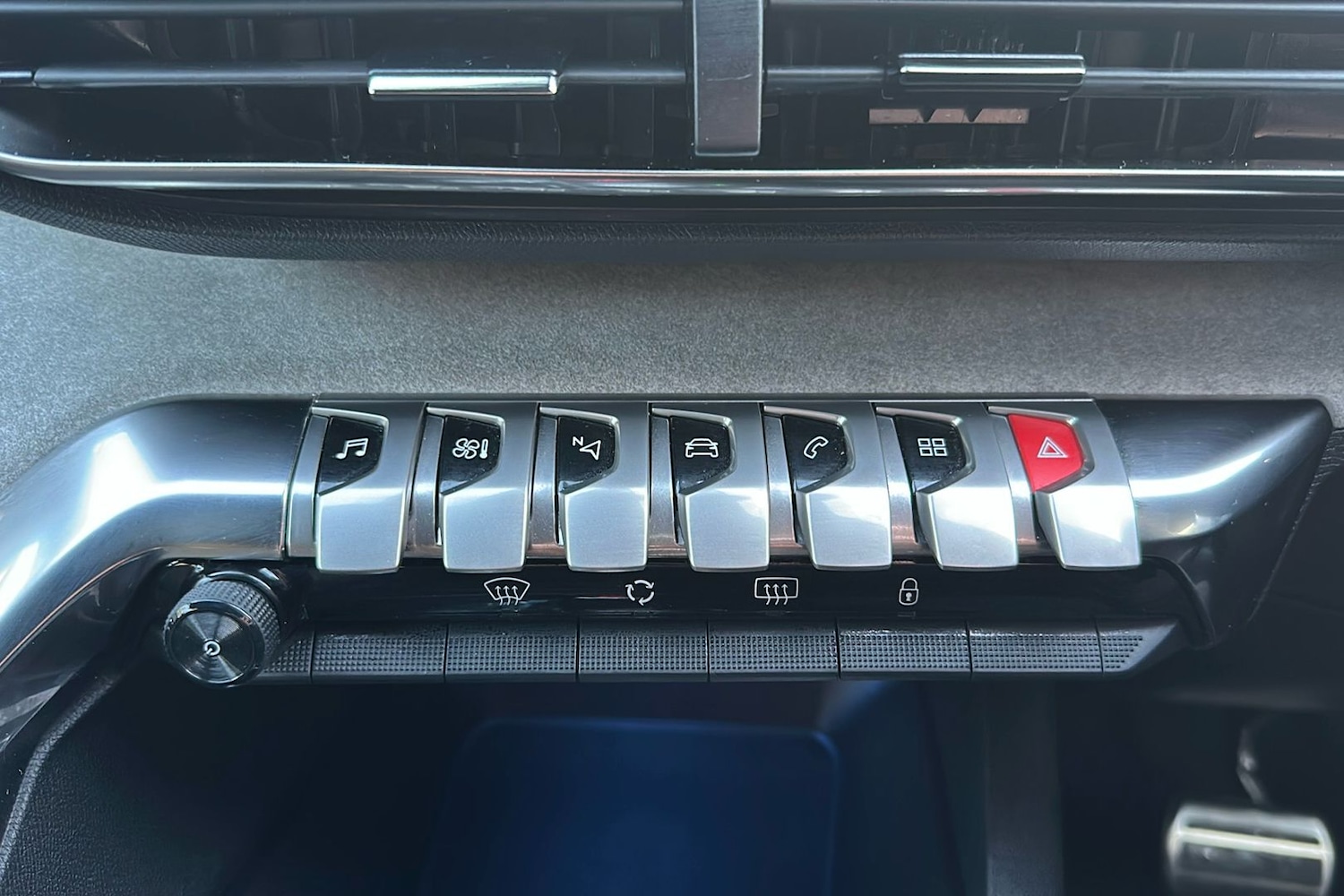 Used Peugeot 5008 2023 for sale - 77069728: Photo 15