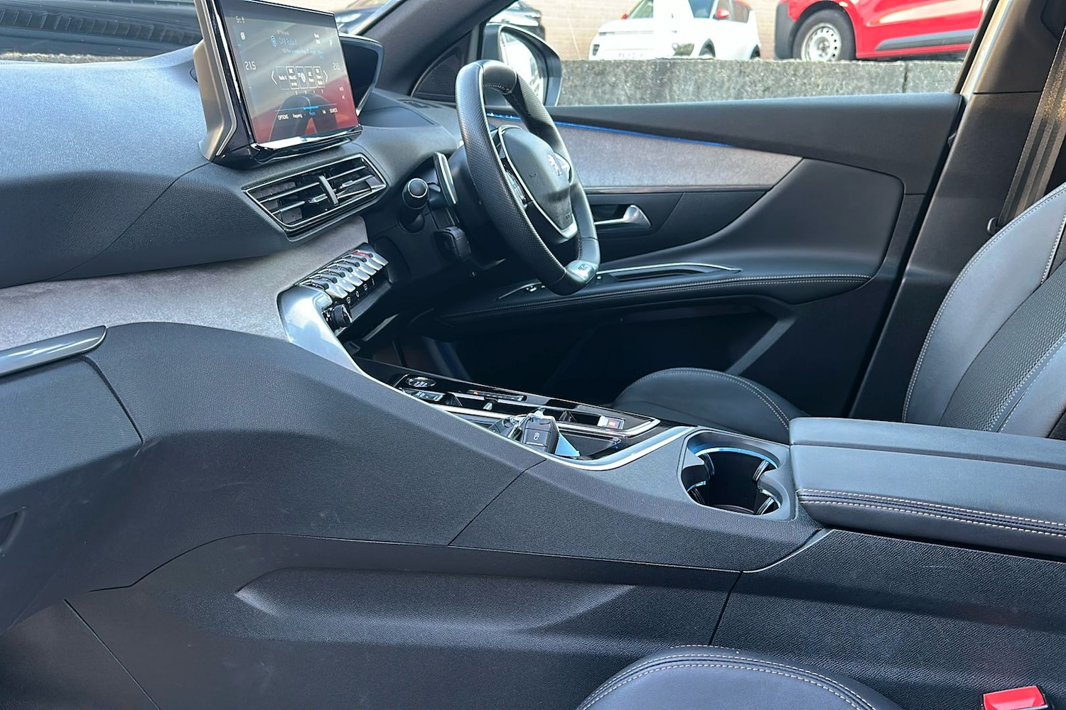 Used Peugeot 5008 2023 for sale - 77069728: Photo 3