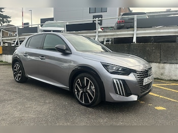 2025 - 1.2 Hybrid 136 GT 5dr e-DSC6