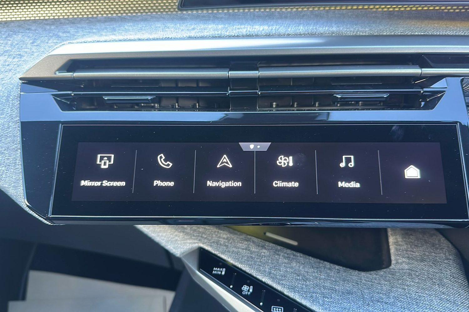 Used Peugeot E-5008 2025 for sale - 76650901: Photo 15