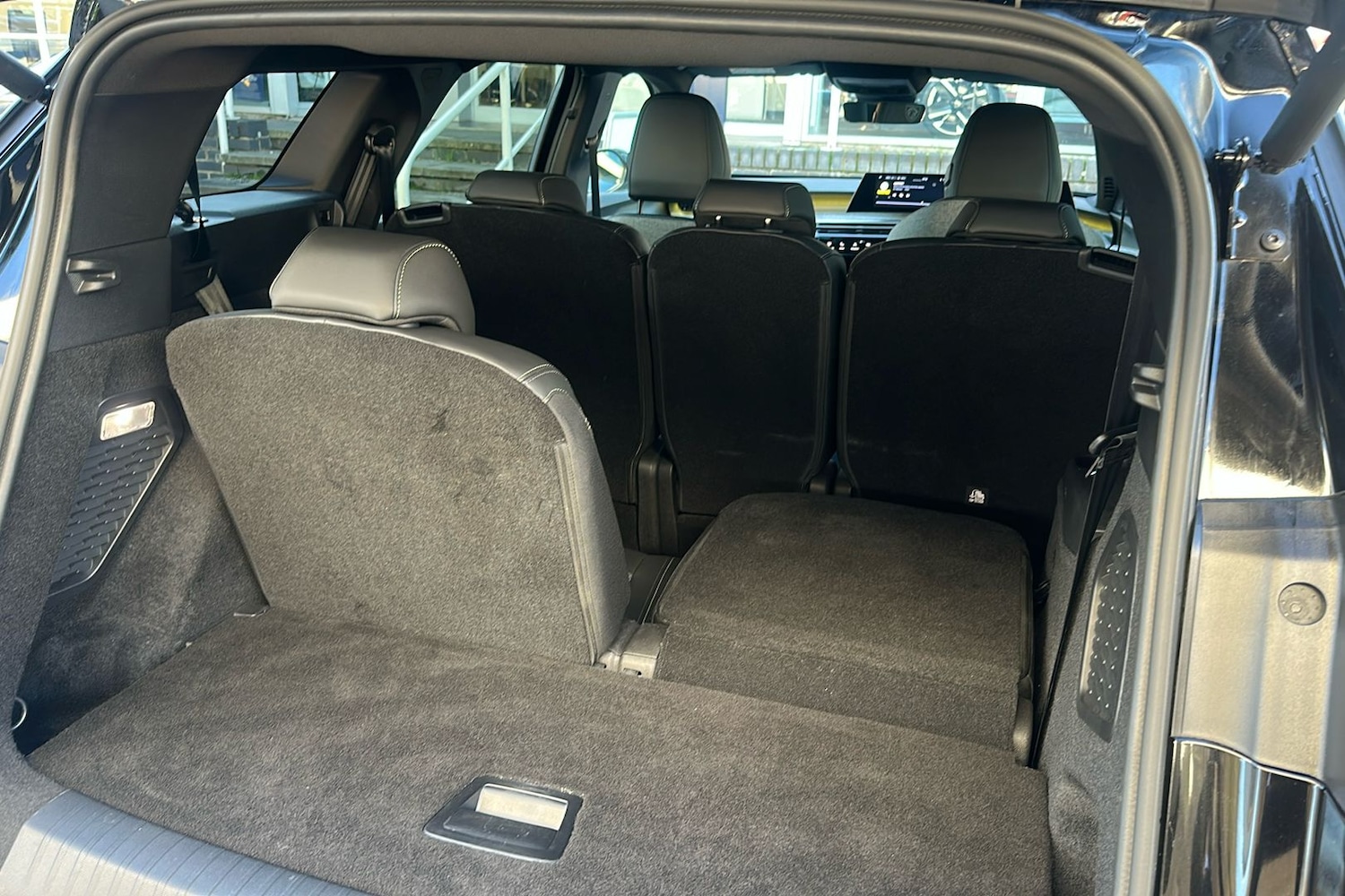 Used Peugeot E-5008 2025 for sale - 76650901: Photo 27