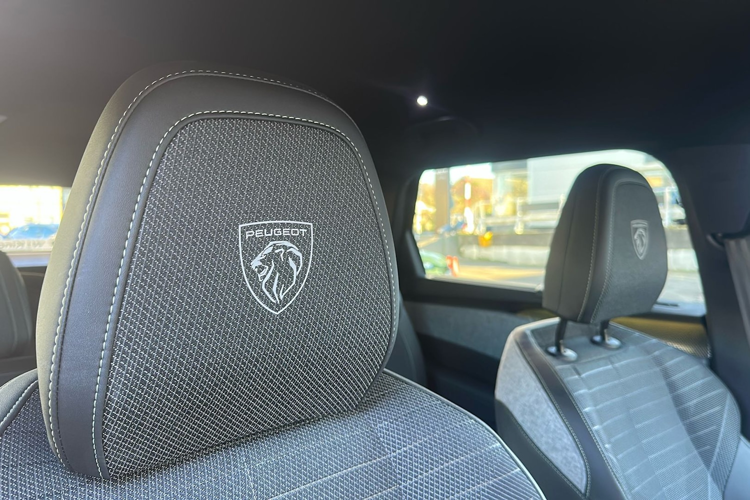 Used Peugeot E-5008 2025 for sale - 76650901: Photo 30