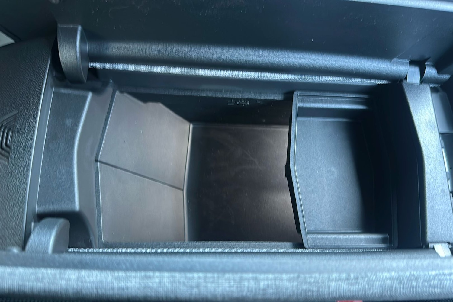 Used Peugeot E-5008 2025 for sale - 76650901: Photo 44