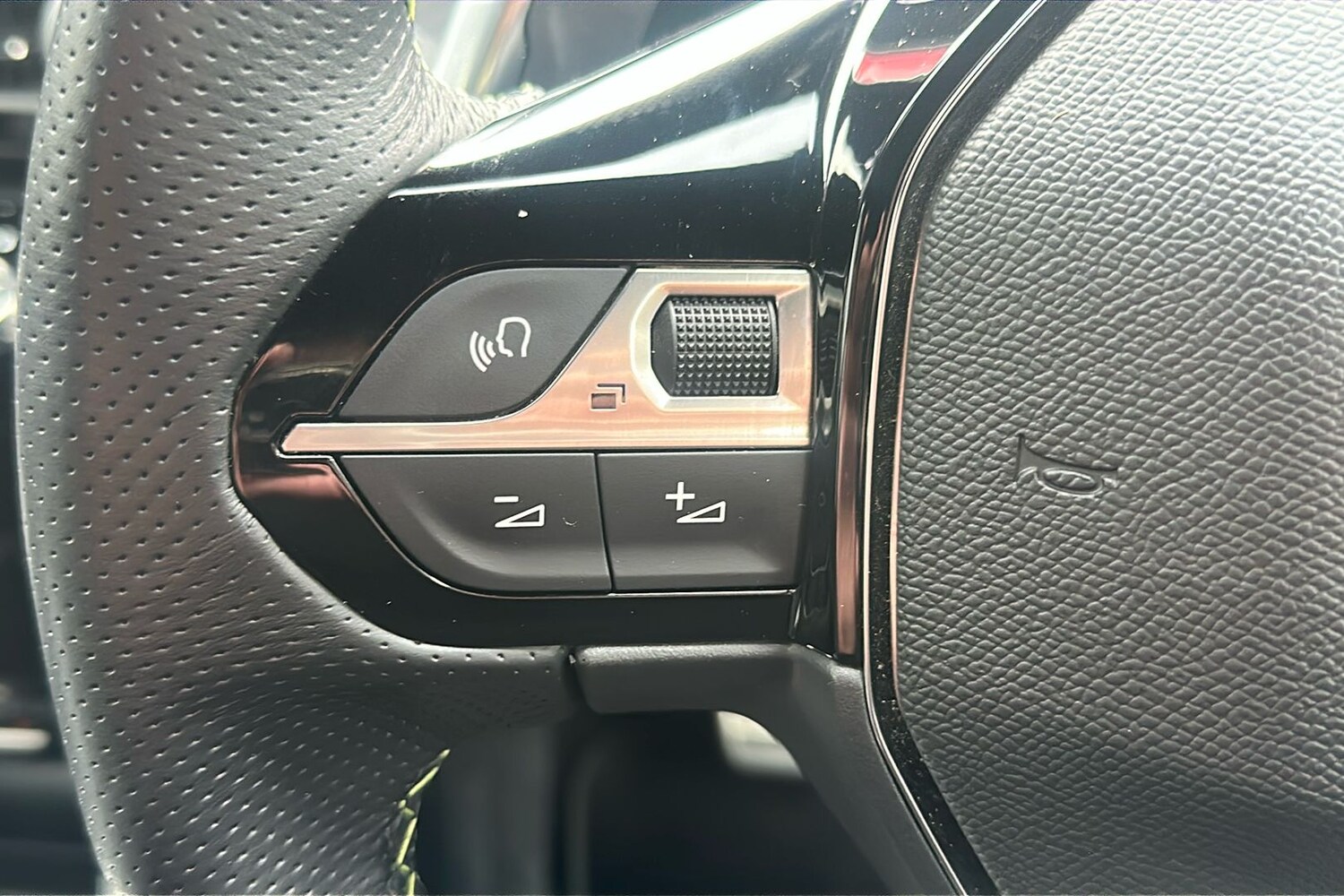 Used Peugeot 2008 2025 for sale - 77077676: Photo 44