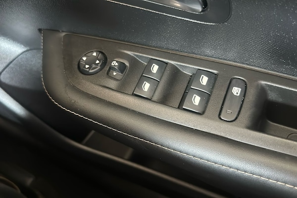 Used Peugeot 208 2025 for sale - 75556633: Photo 18