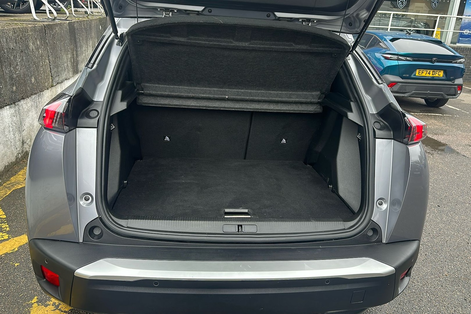 Used Peugeot 2008 2023 for sale - 75987292: Photo 12
