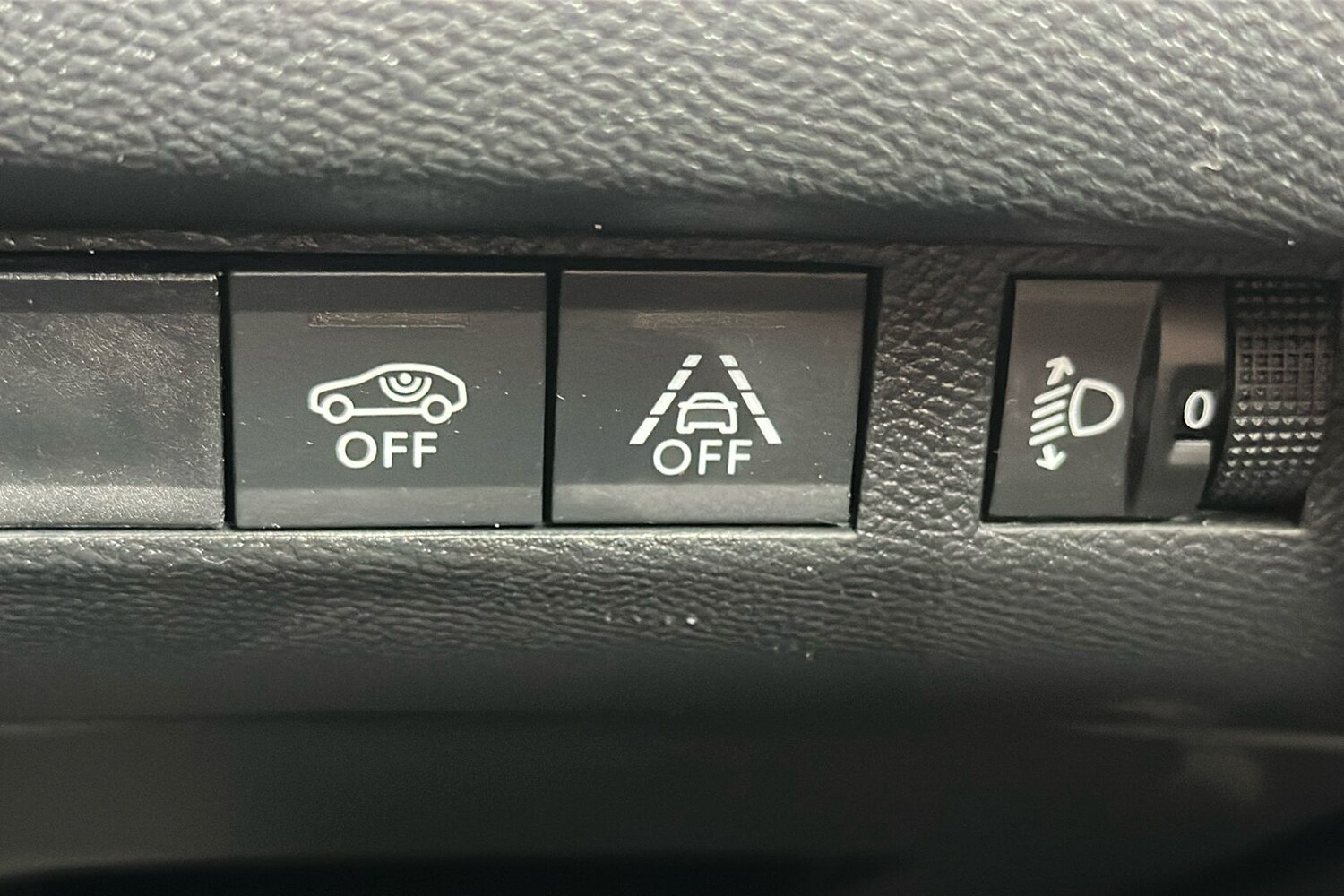 Used Peugeot 2008 2023 for sale - 75987292: Photo 21