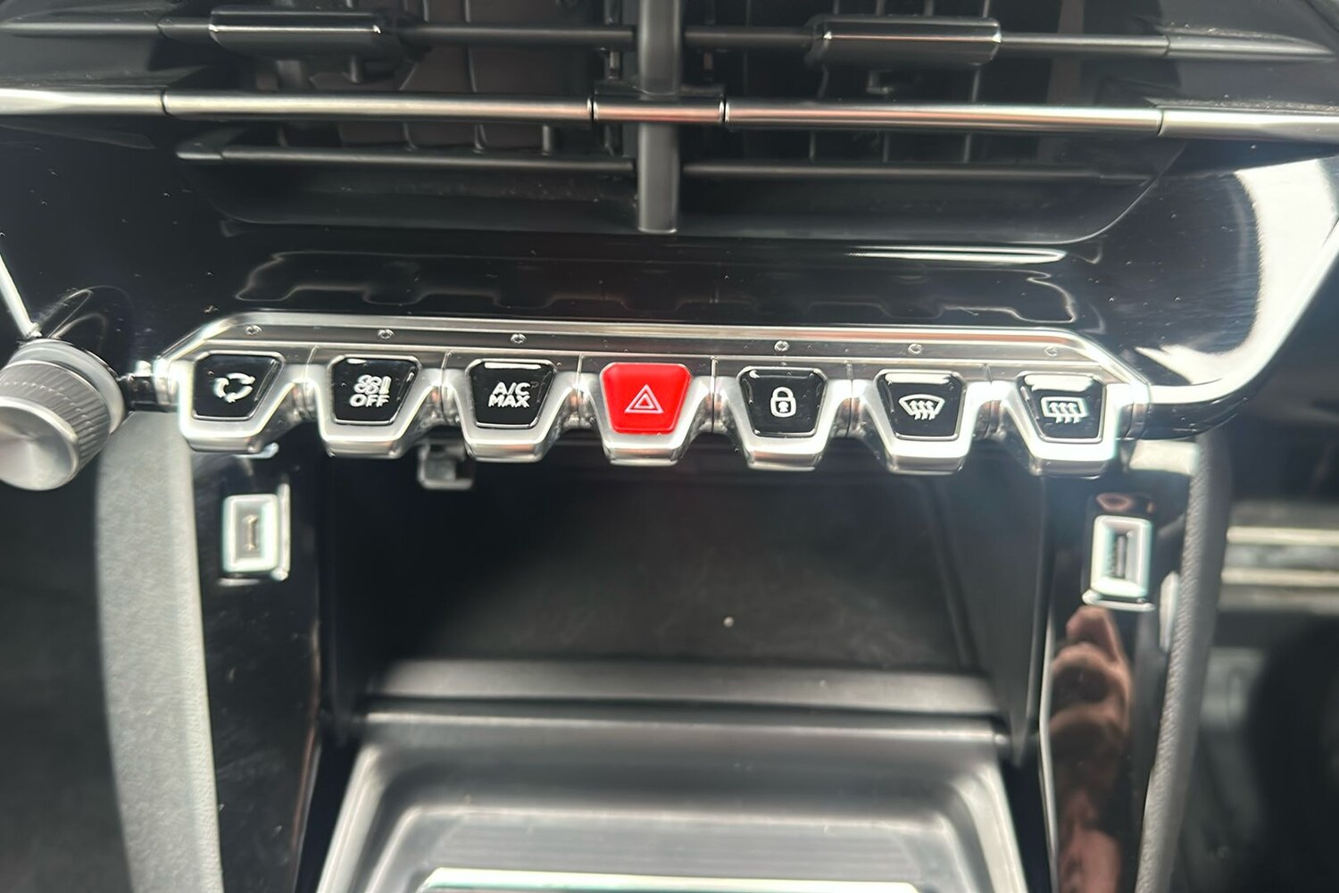 Used Peugeot 2008 2023 for sale - 75987292: Photo 40