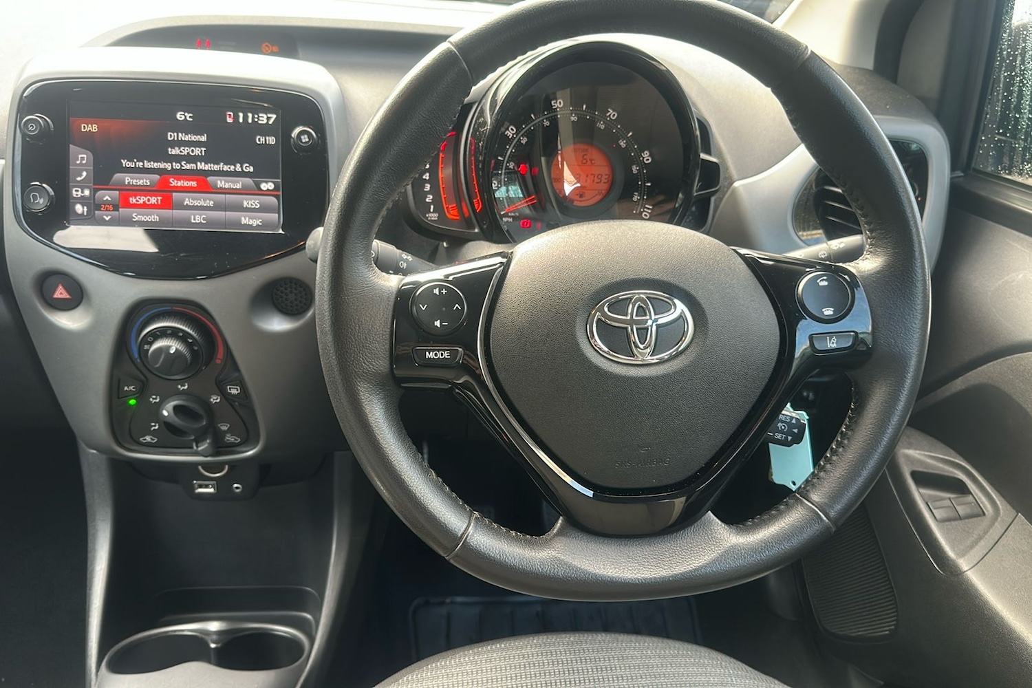 Used Toyota AYGO 2021 for sale - 76831310: Photo 13