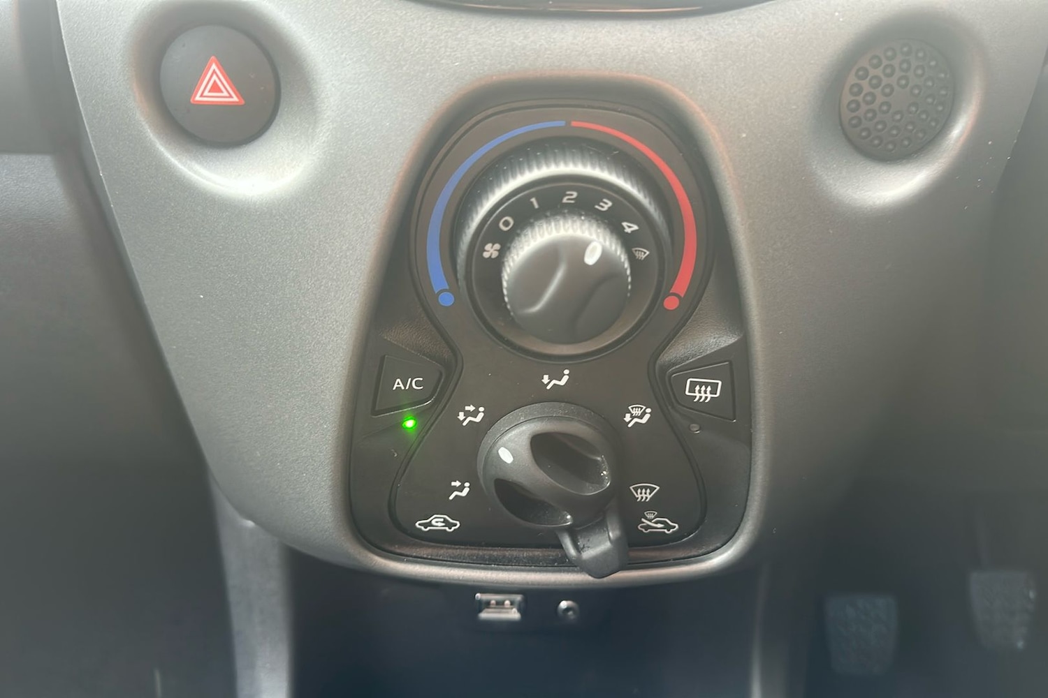 Used Toyota AYGO 2021 for sale - 76831310: Photo 15