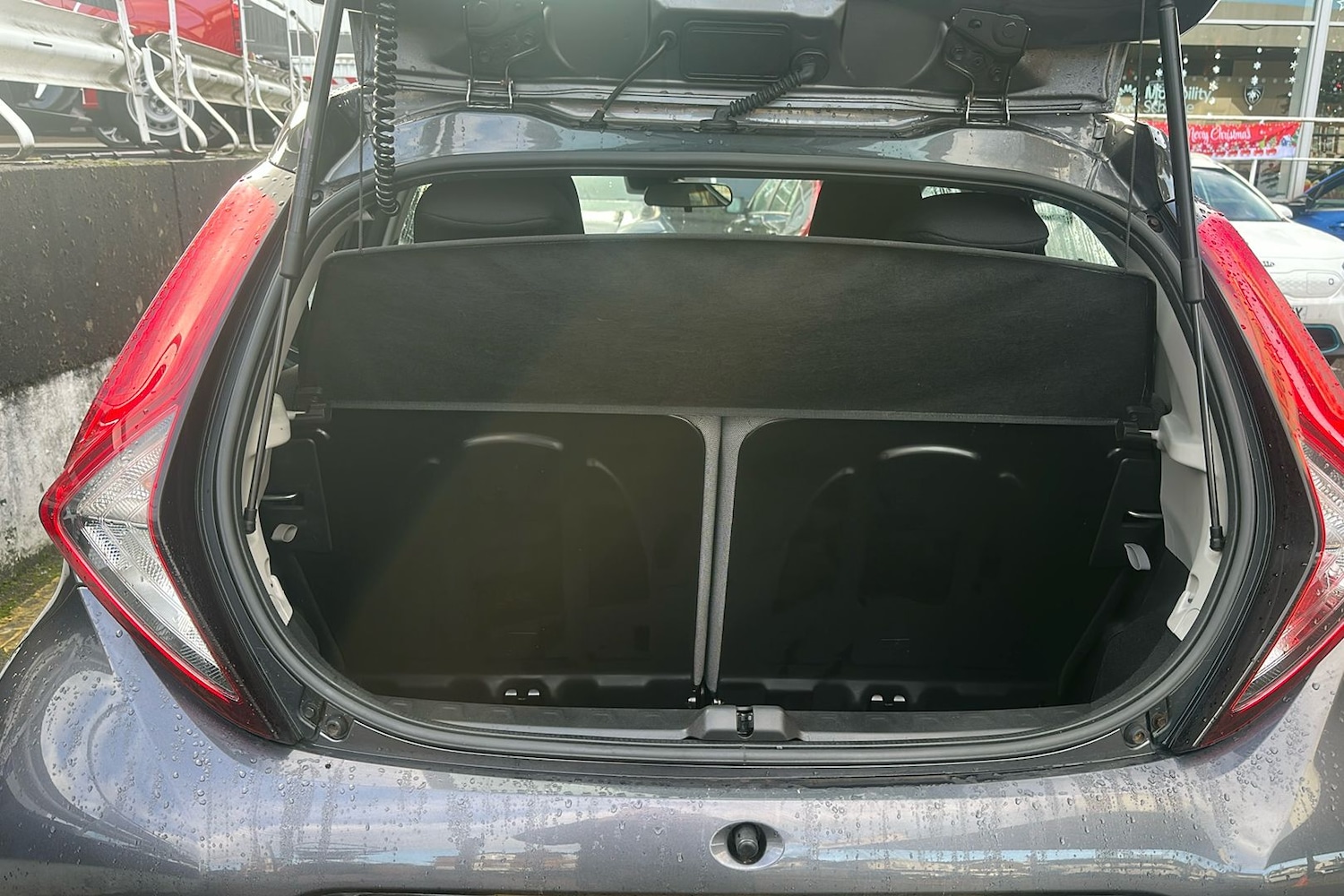 Used Toyota AYGO 2021 for sale - 76831310: Photo 27