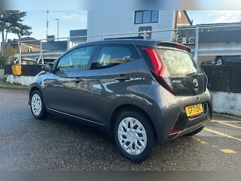 Used Toyota AYGO 2021 for sale - 76831310: Photo