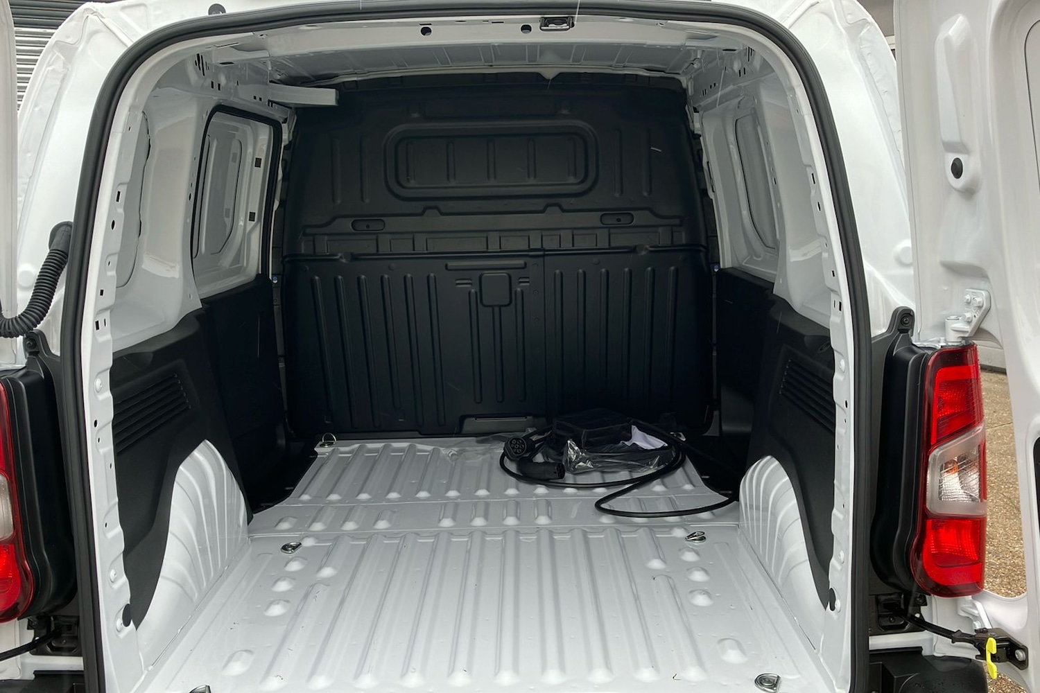 Used Peugeot Partner 2024 for sale - 77543411: Photo 24