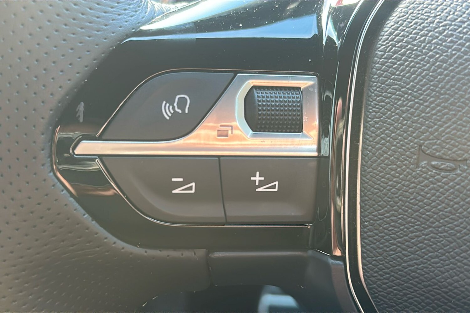 Used Peugeot 208 2024 for sale - 77906302: Photo 50