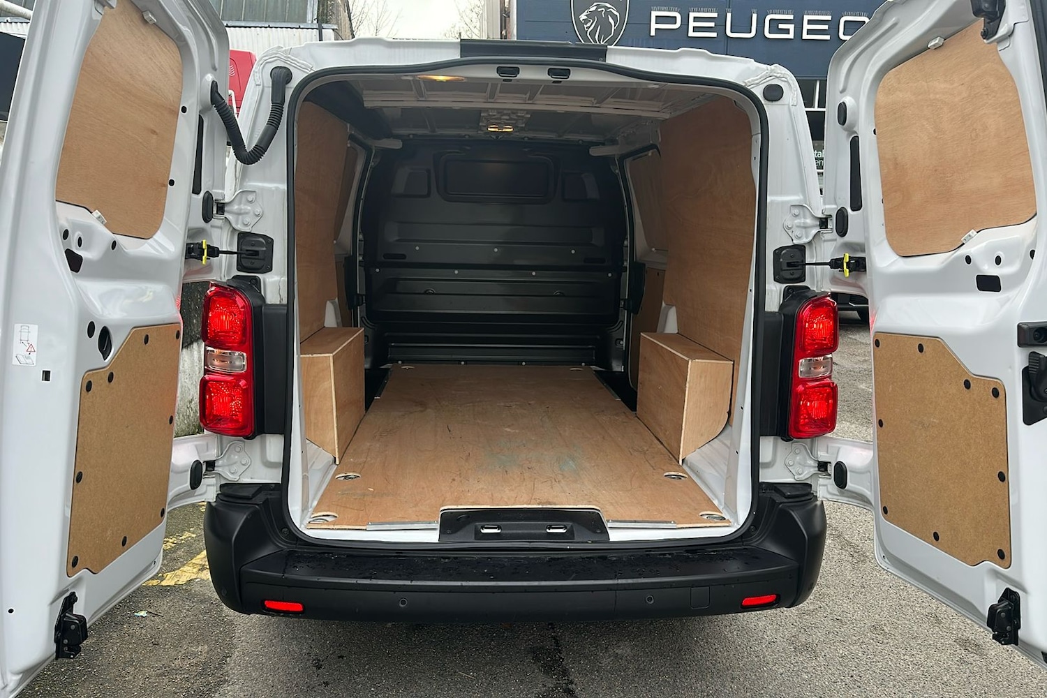 Used Vauxhall Vivaro 2024 for sale - 77288977: Photo 12