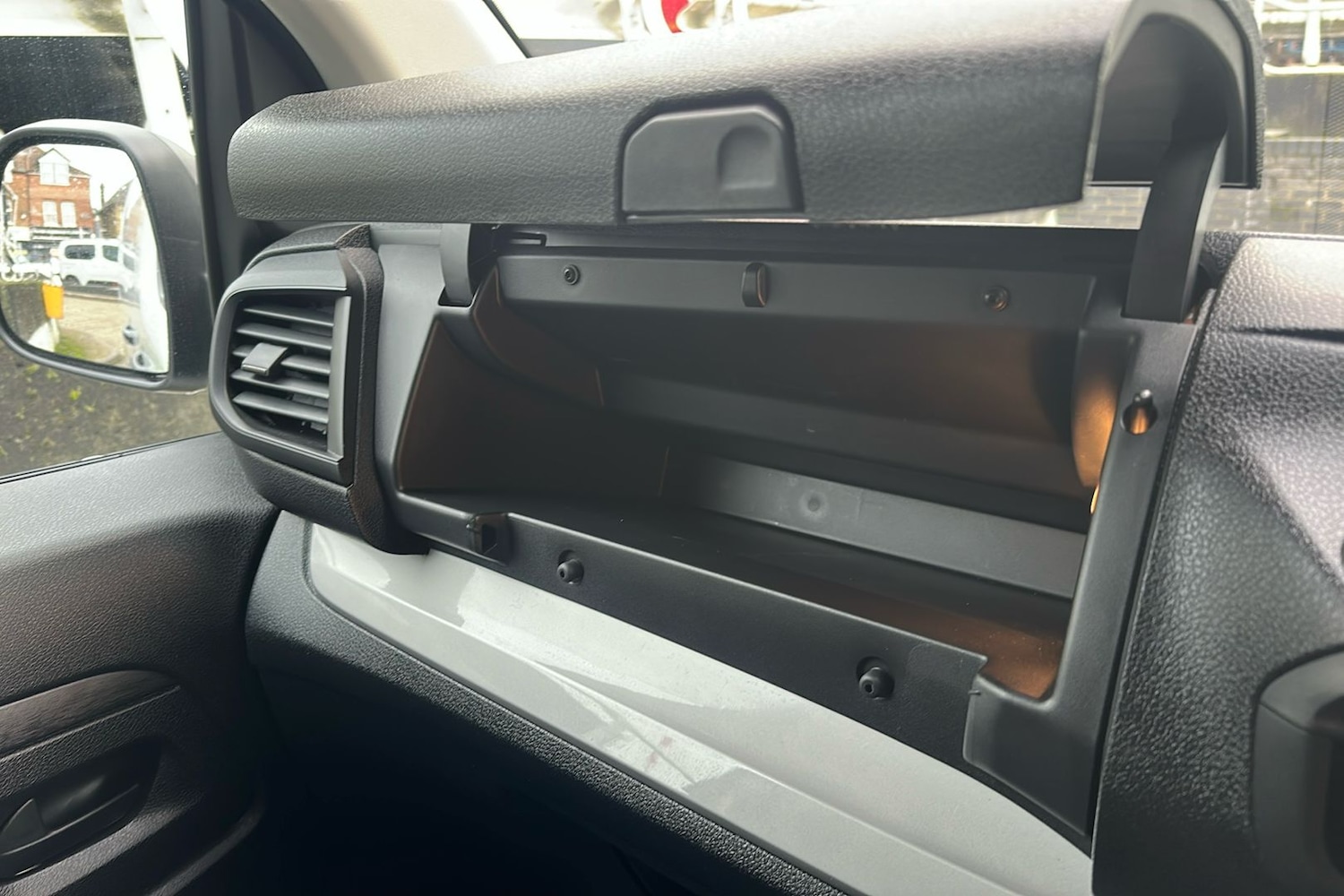 Used Vauxhall Vivaro 2024 for sale - 77288977: Photo 42