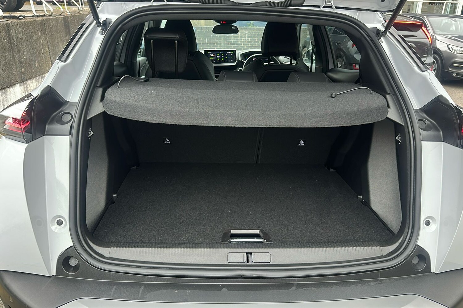 Vehicle 27