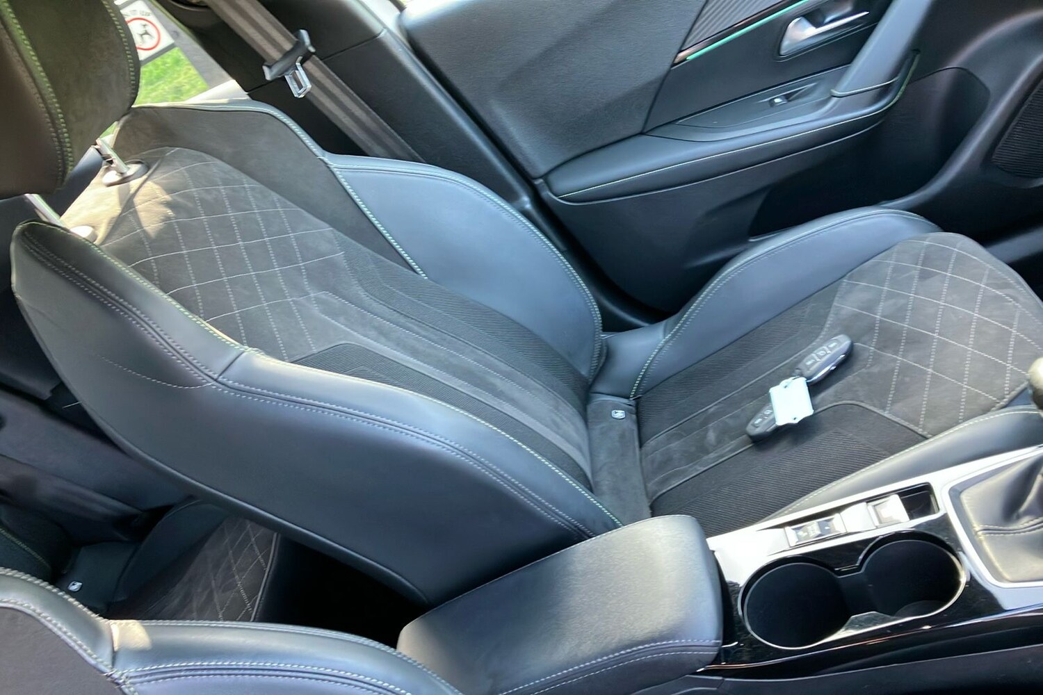 Used Peugeot 2008 2021 for sale - 77676944: Photo 44