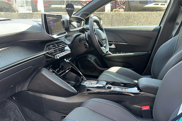 Used Peugeot 208 2024 for sale - 75524601: Photo 3