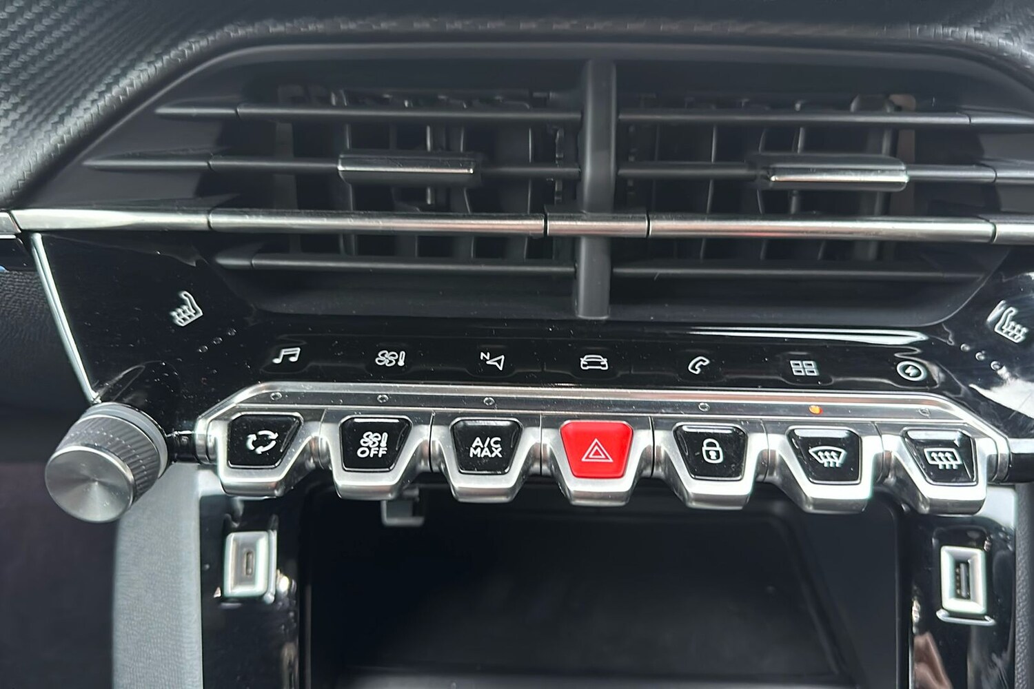 Used Peugeot 208 2023 for sale - 77473225: Photo 15