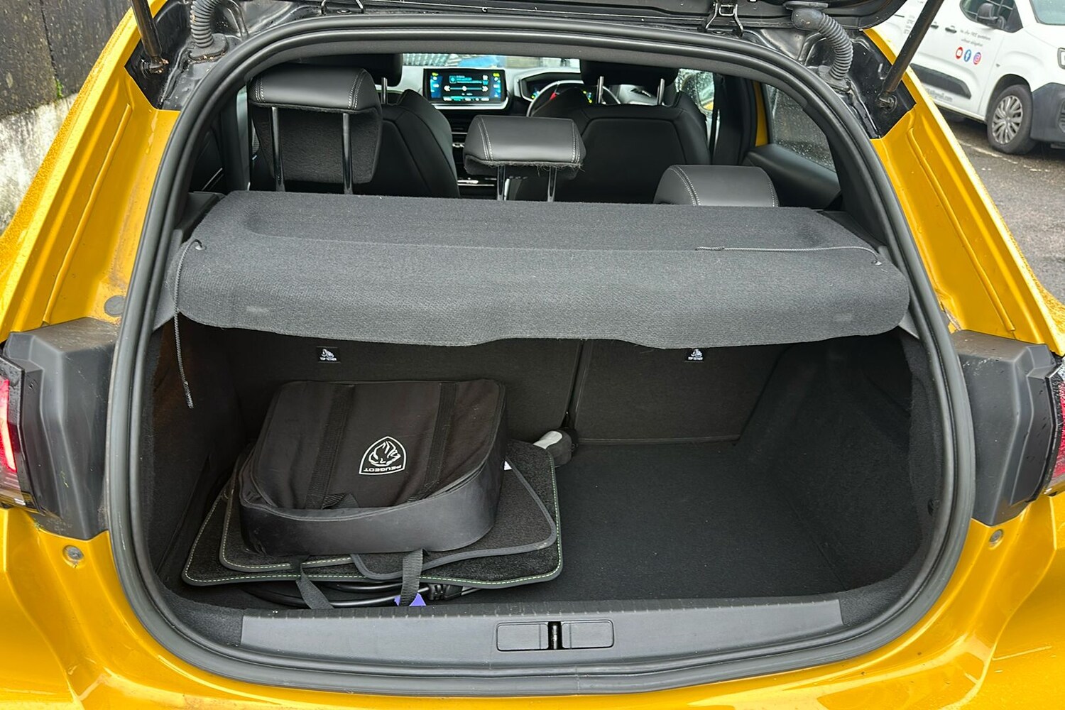 Used Peugeot 208 2023 for sale - 77473225: Photo 27