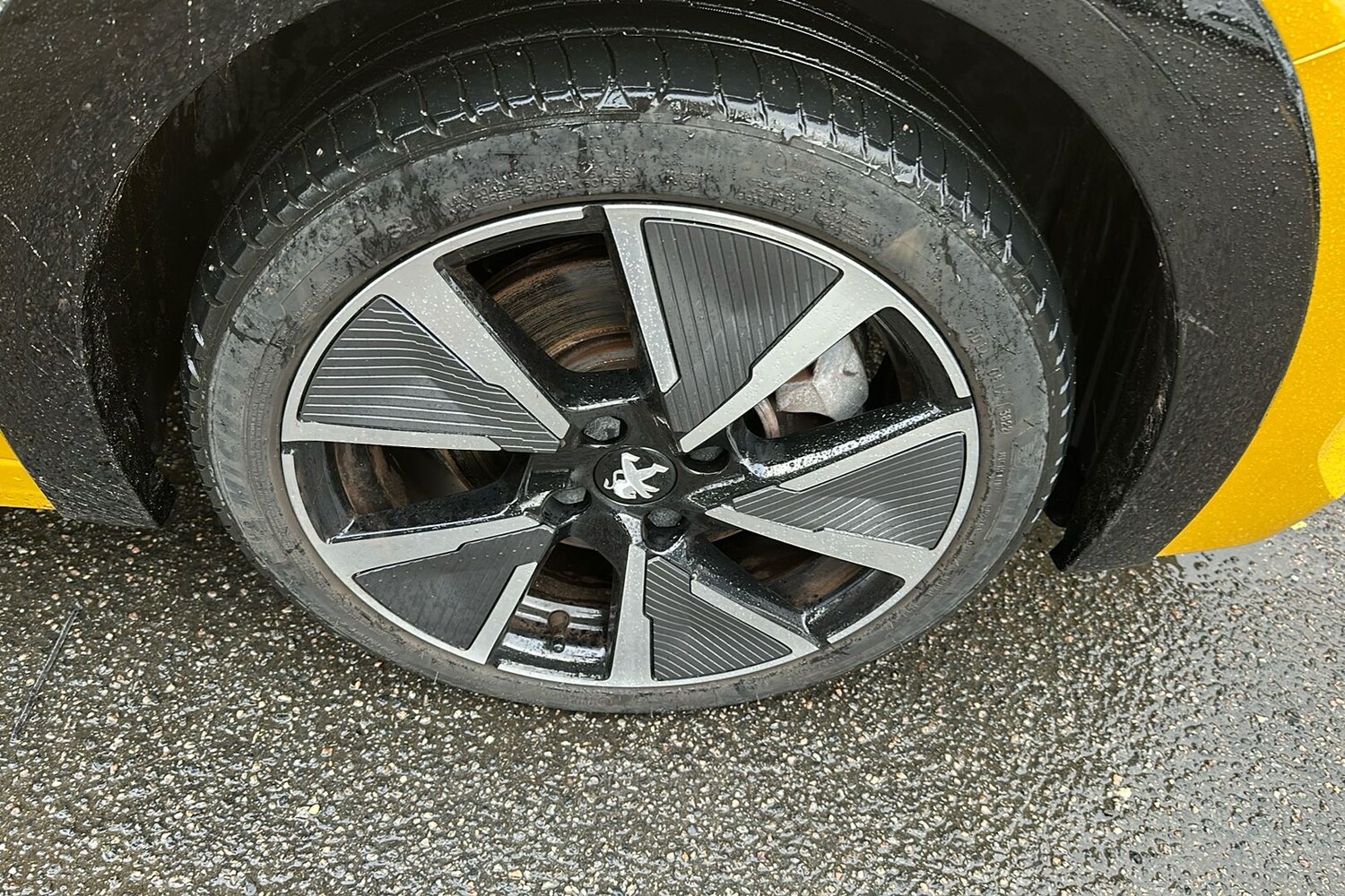 Used Peugeot 208 2023 for sale - 77473225: Photo 9