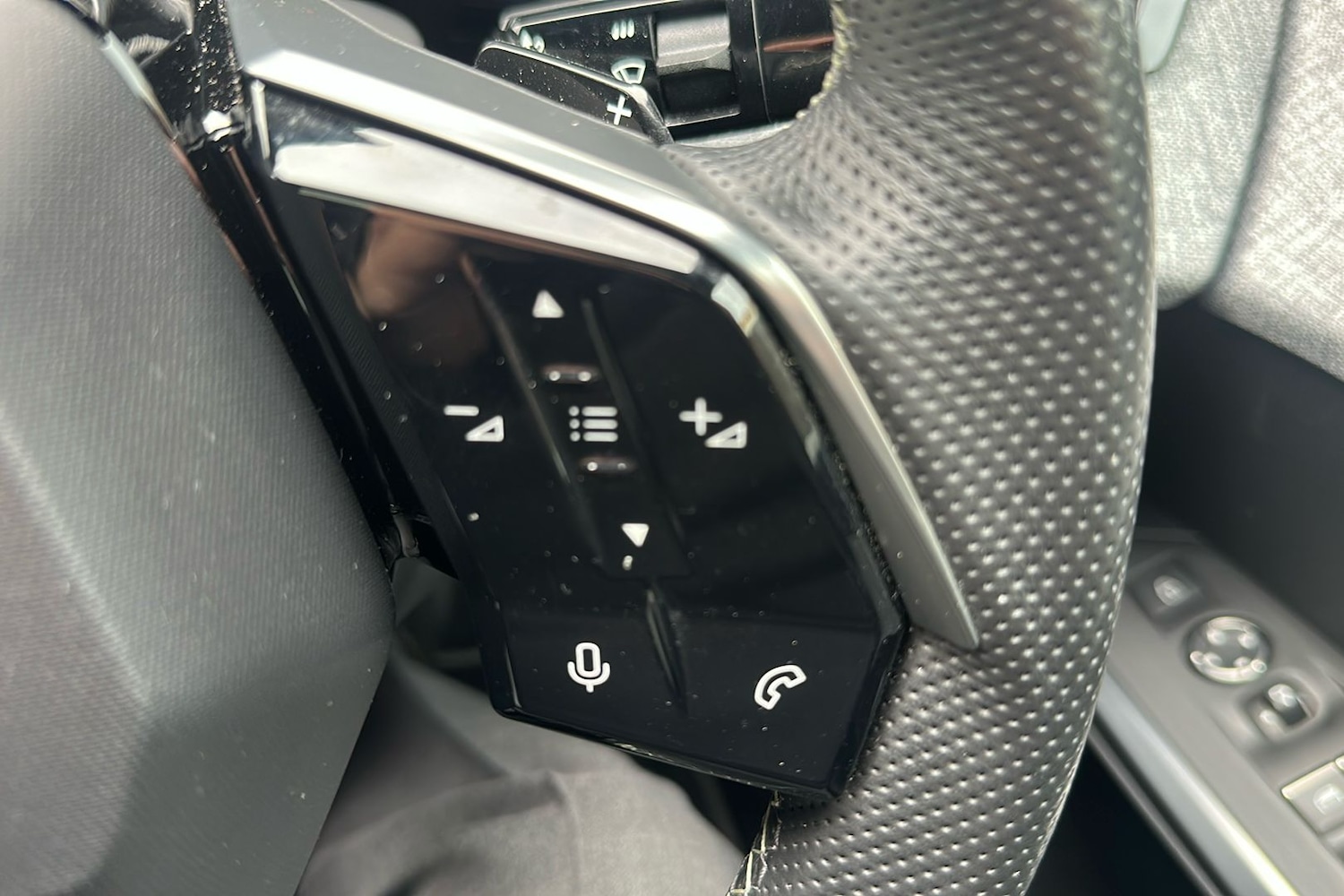 Used Peugeot 3008 2024 for sale - 76319882: Photo 48