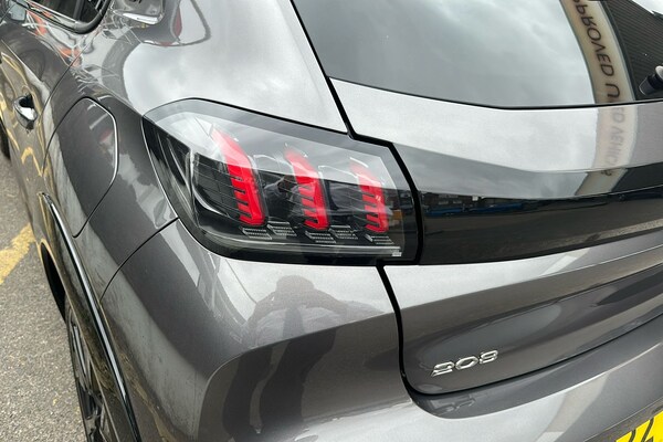 Used Peugeot 208 2022 for sale - 75556635: Photo 28