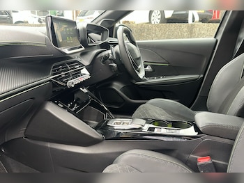 Used Peugeot 208 2022 for sale - 75556635: Photo