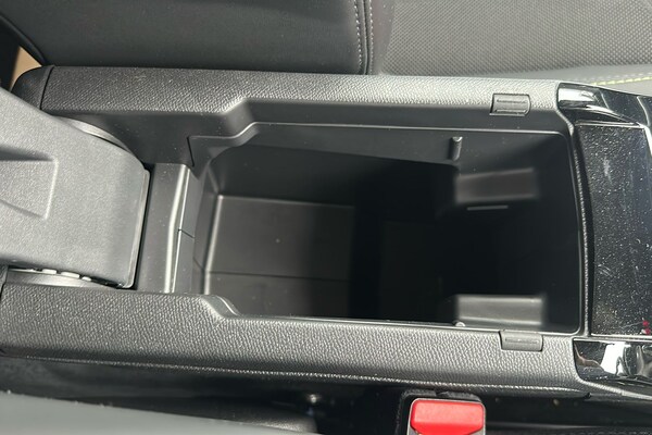 Used Peugeot 208 2022 for sale - 75556635: Photo 45