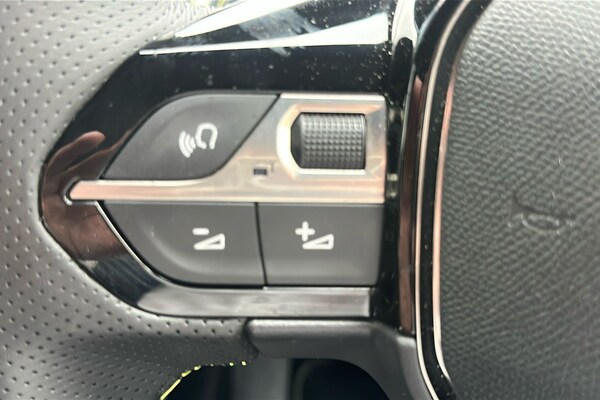 Used Peugeot 208 2022 for sale - 75556635: Photo 46