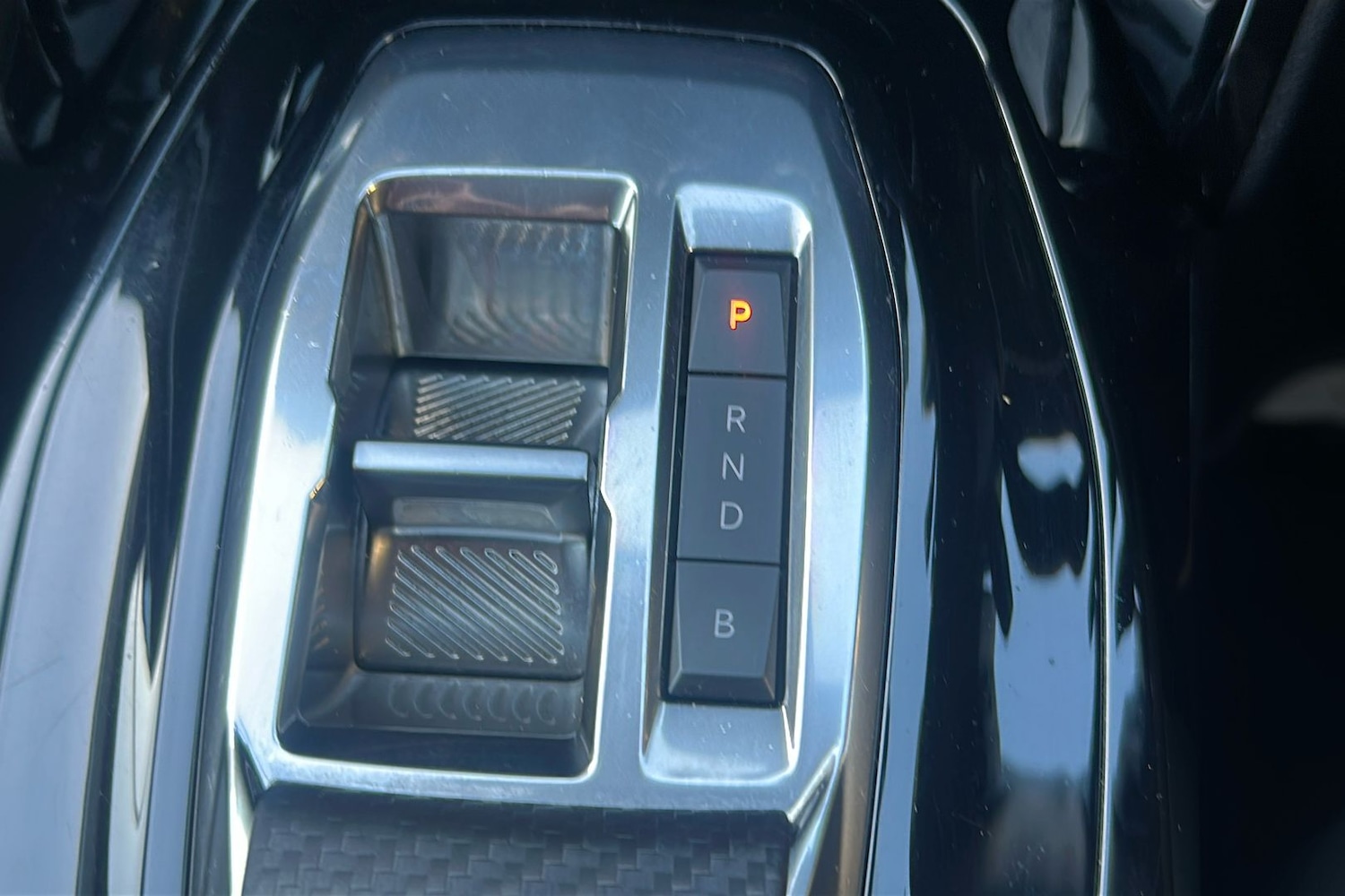 Used Peugeot 208 for sale - 76777886: Photo 17