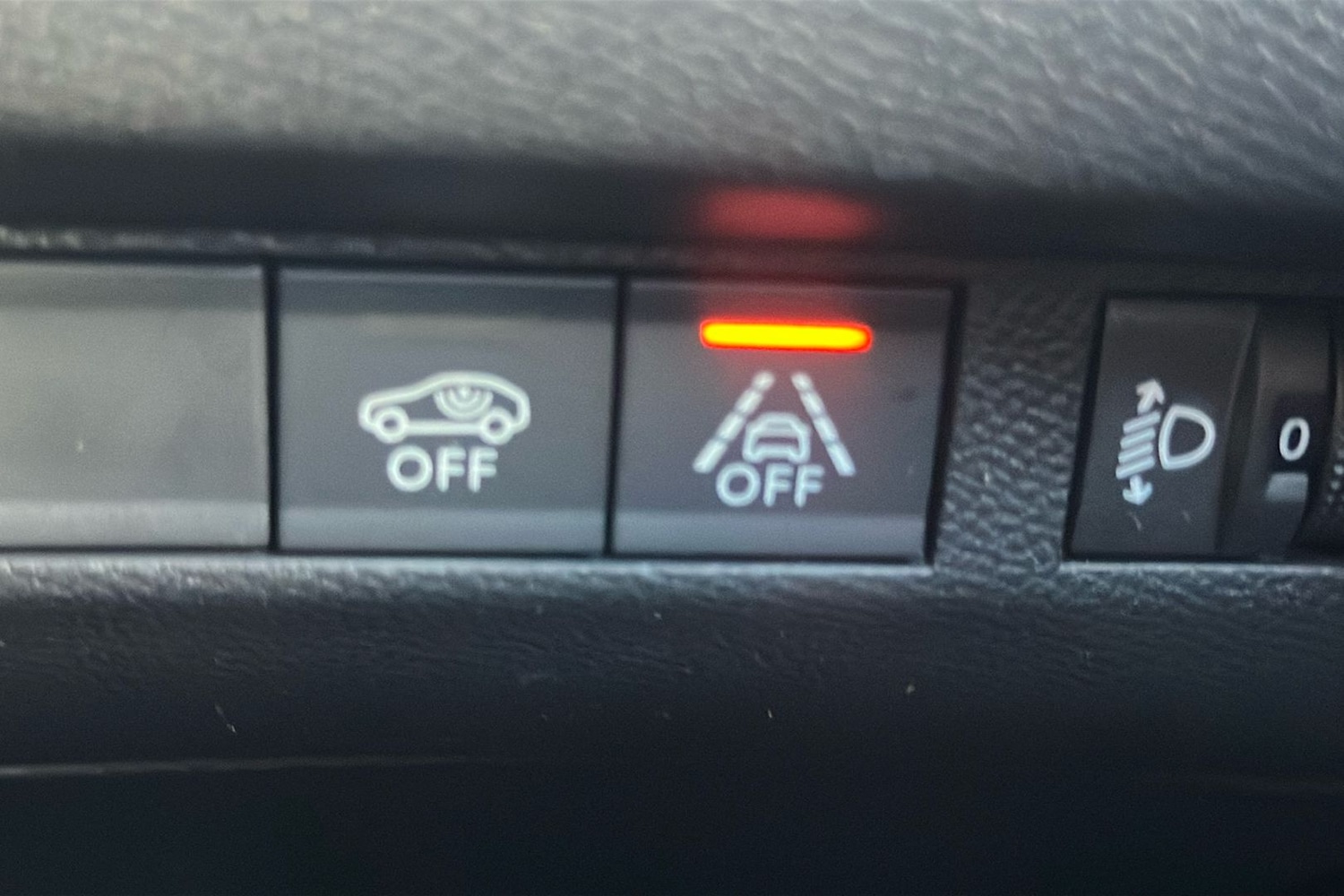 Used Peugeot 208 for sale - 76777886: Photo 21