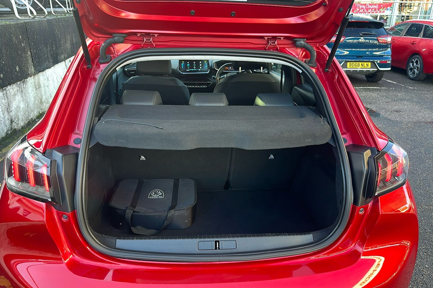 Used Peugeot 208 for sale - 76777886: Photo 35