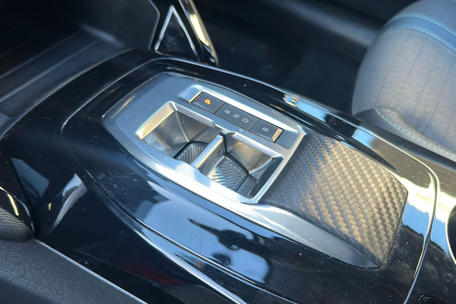 Used Peugeot 208 for sale - 76777886: Photo 38