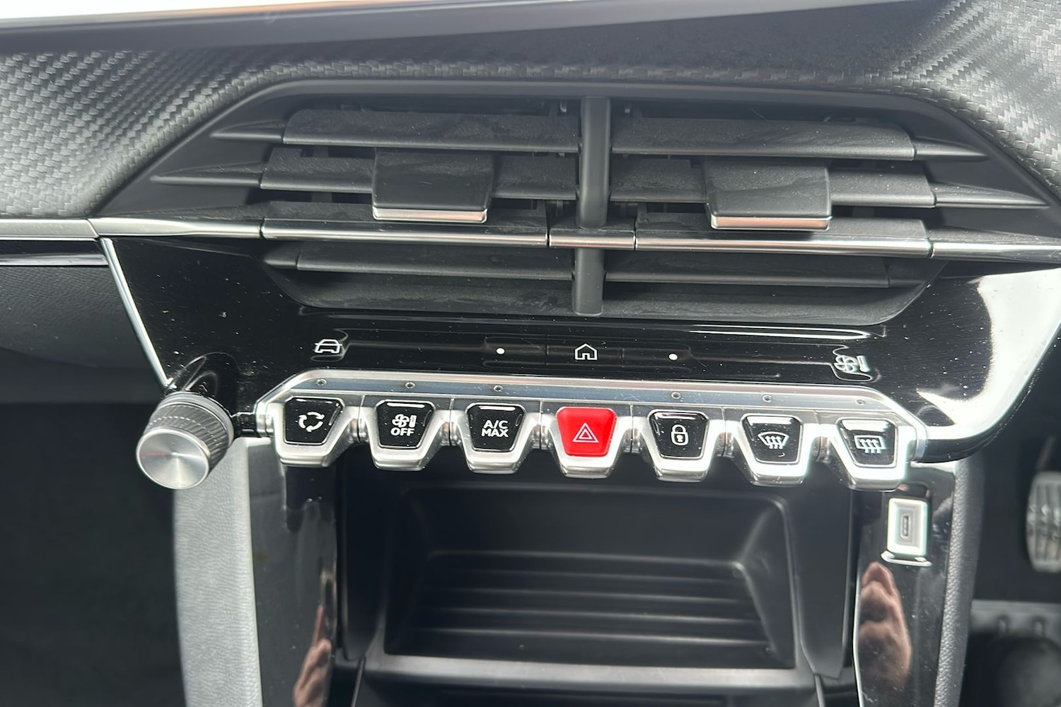 Used Peugeot 208 2024 for sale - 77530135: Photo 15