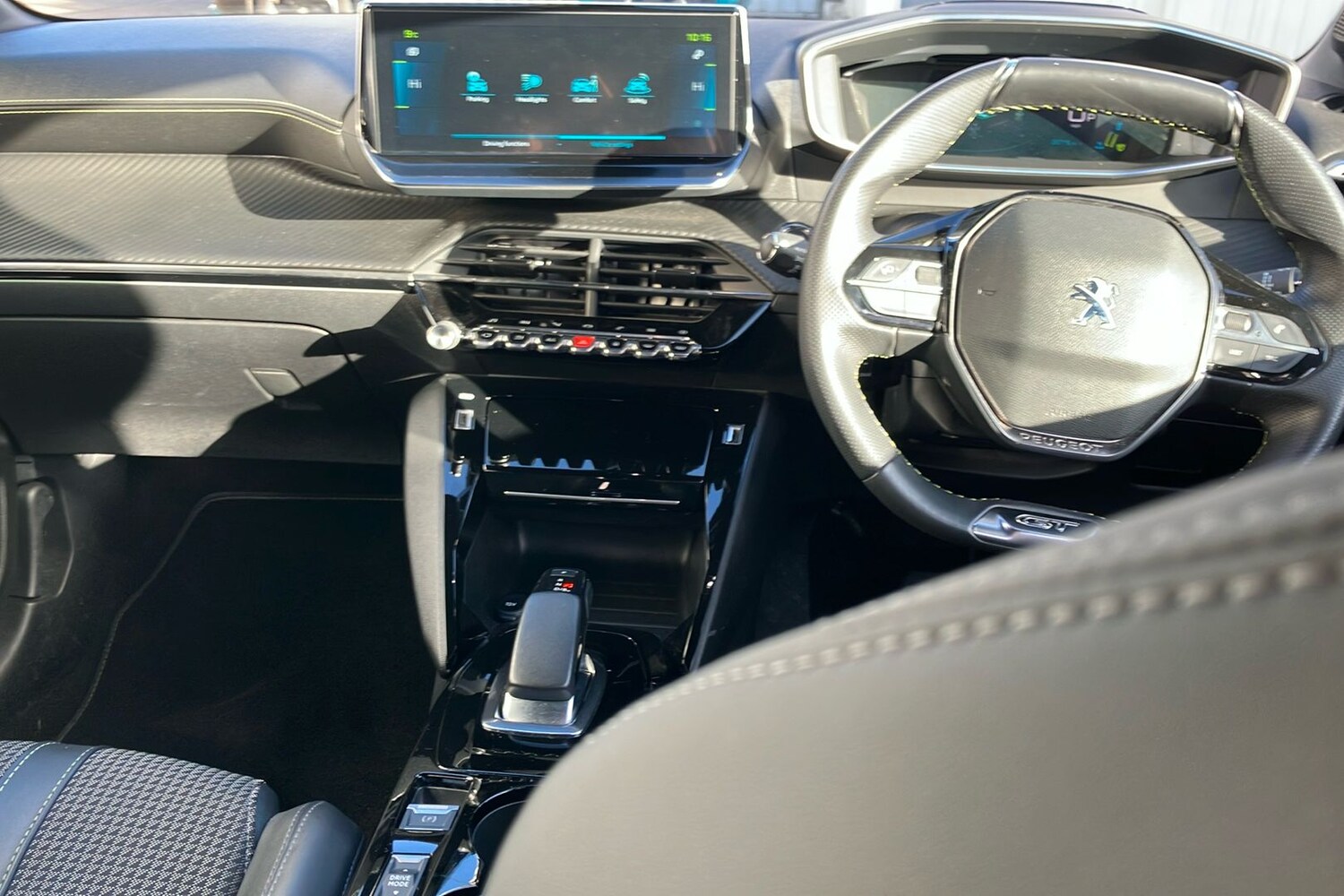Used Peugeot 208 2022 for sale - 77906303: Photo 11