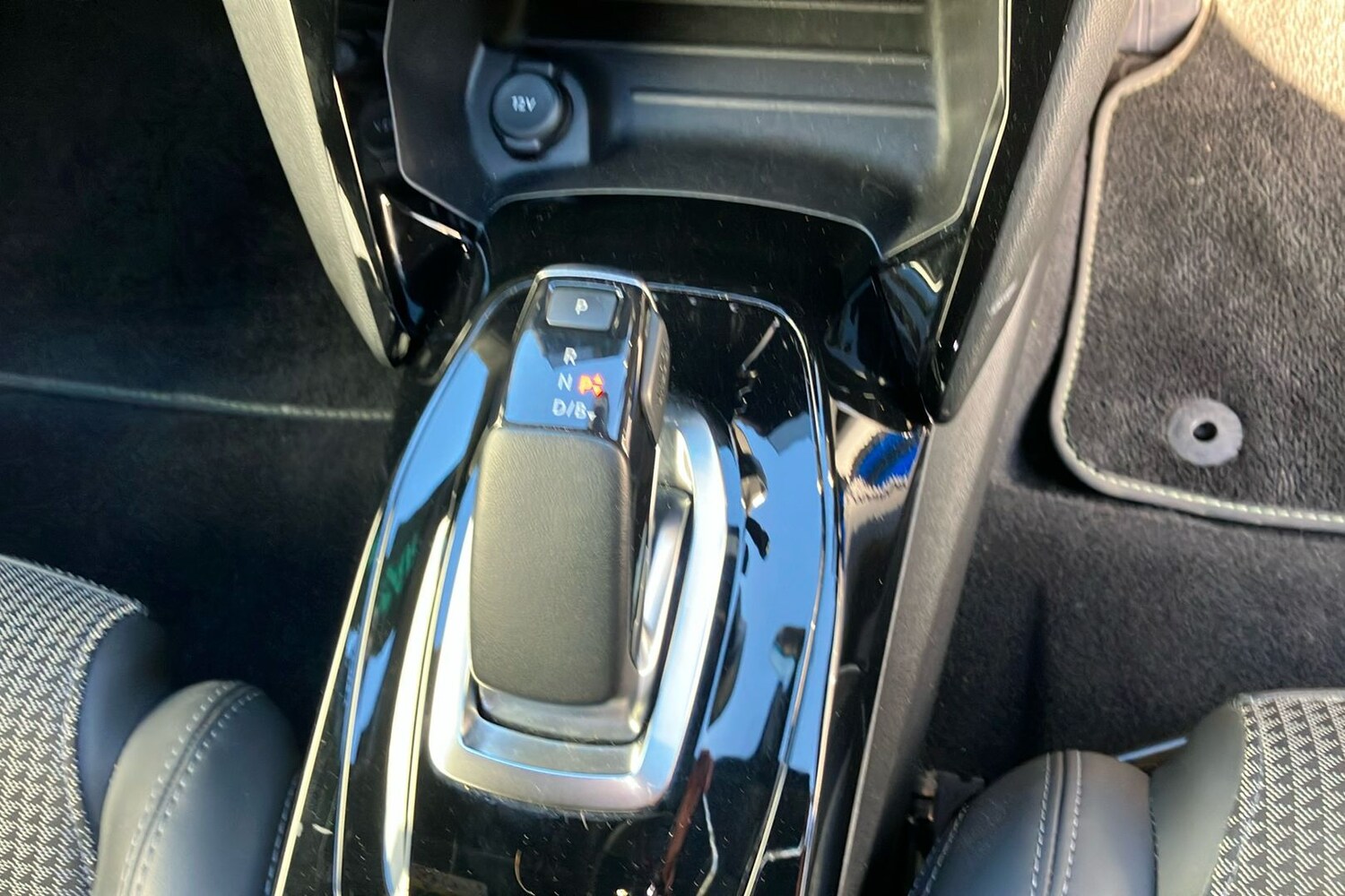 Used Peugeot 208 2022 for sale - 77906303: Photo 38