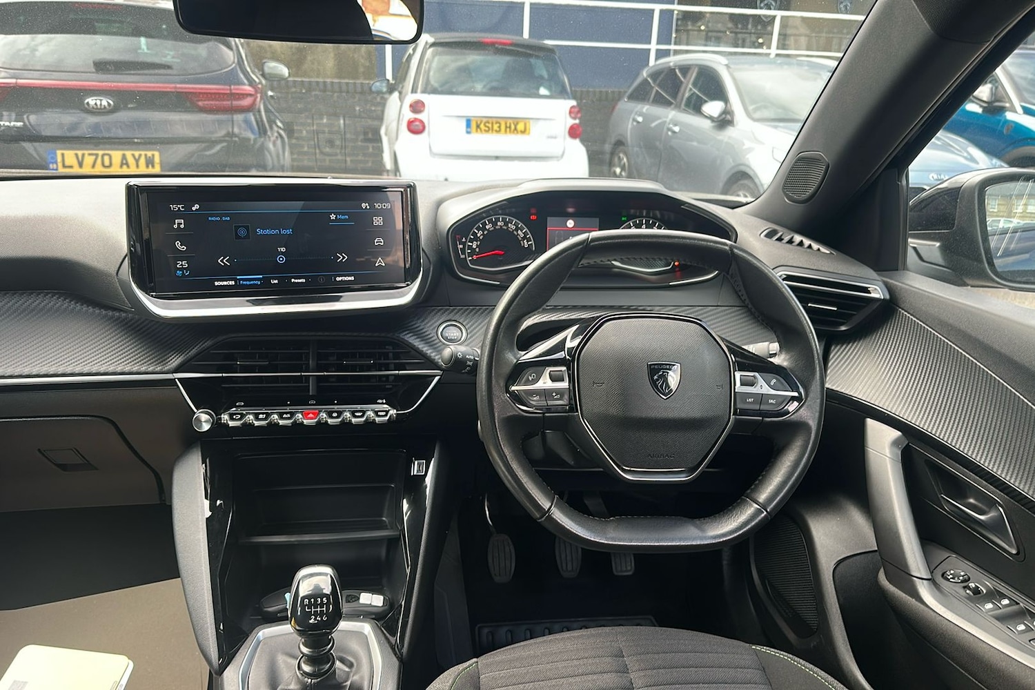 Used Peugeot 2008 2024 for sale - 76407314: Photo 11