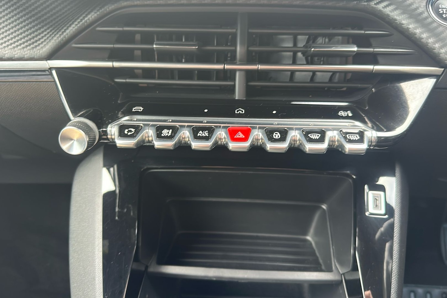 Used Peugeot 2008 2024 for sale - 76407314: Photo 40