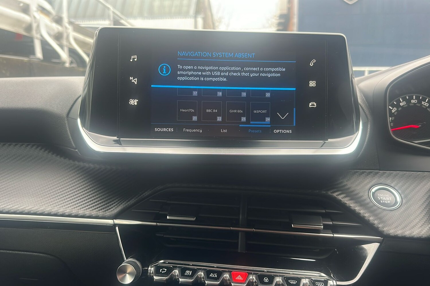 Used Peugeot 208 2022 for sale - 76536493: Photo 25