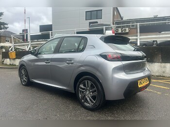 Used Peugeot 208 2022 for sale - 76536493: Photo