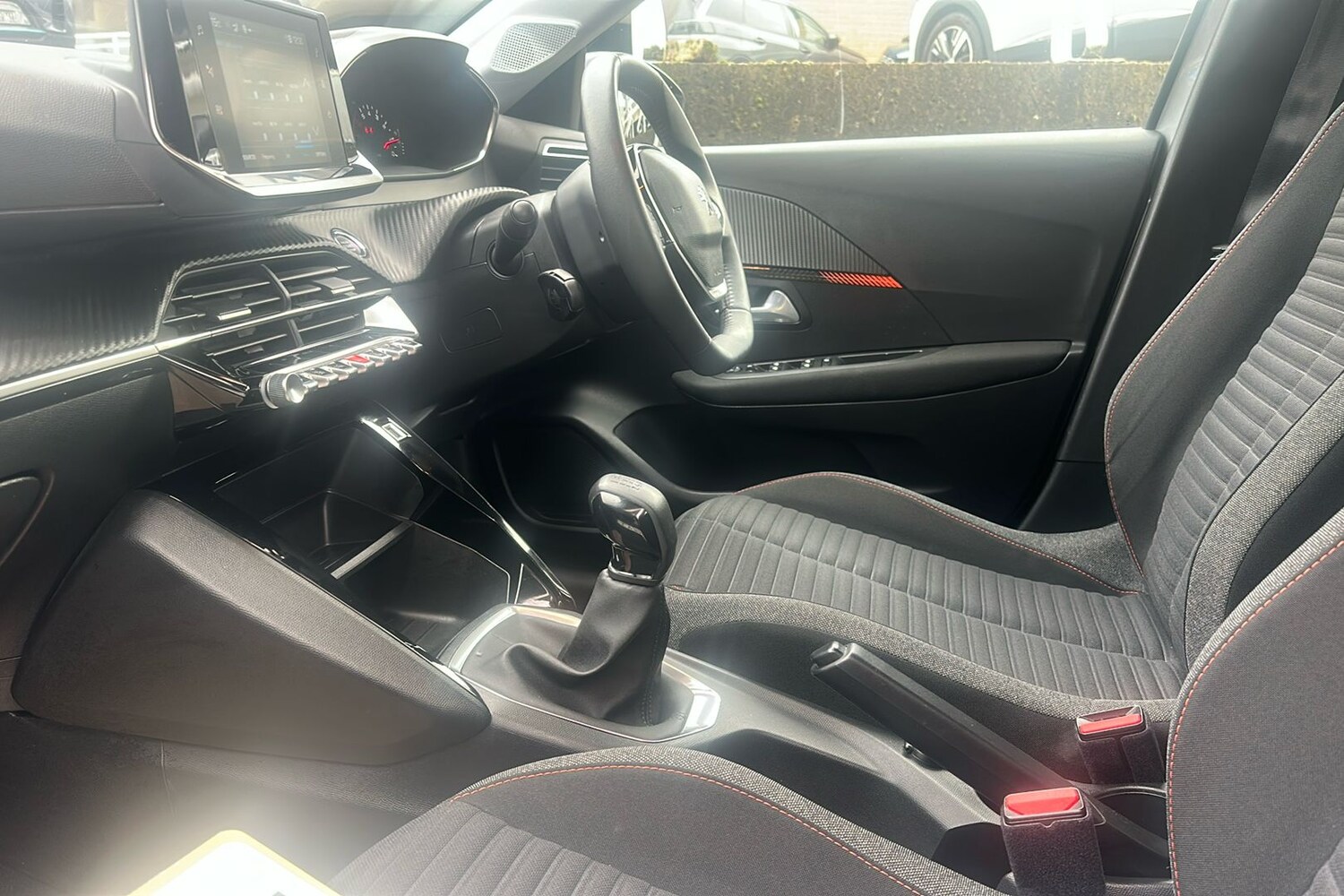 Used Peugeot 208 2022 for sale - 76536493: Photo 3