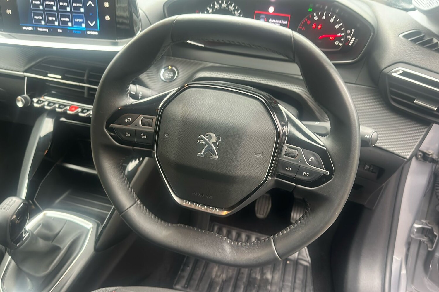 Used Peugeot 208 2022 for sale - 76536493: Photo 37