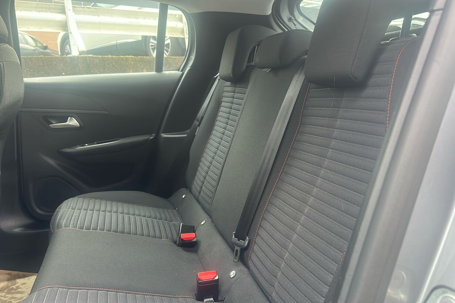 Used Peugeot 208 2022 for sale - 76536493: Photo 5