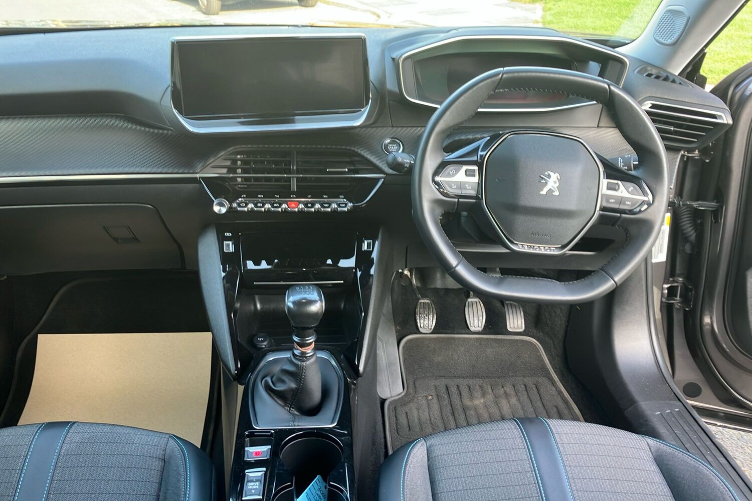 Used Peugeot 2008 for sale - 77744088: Photo 11