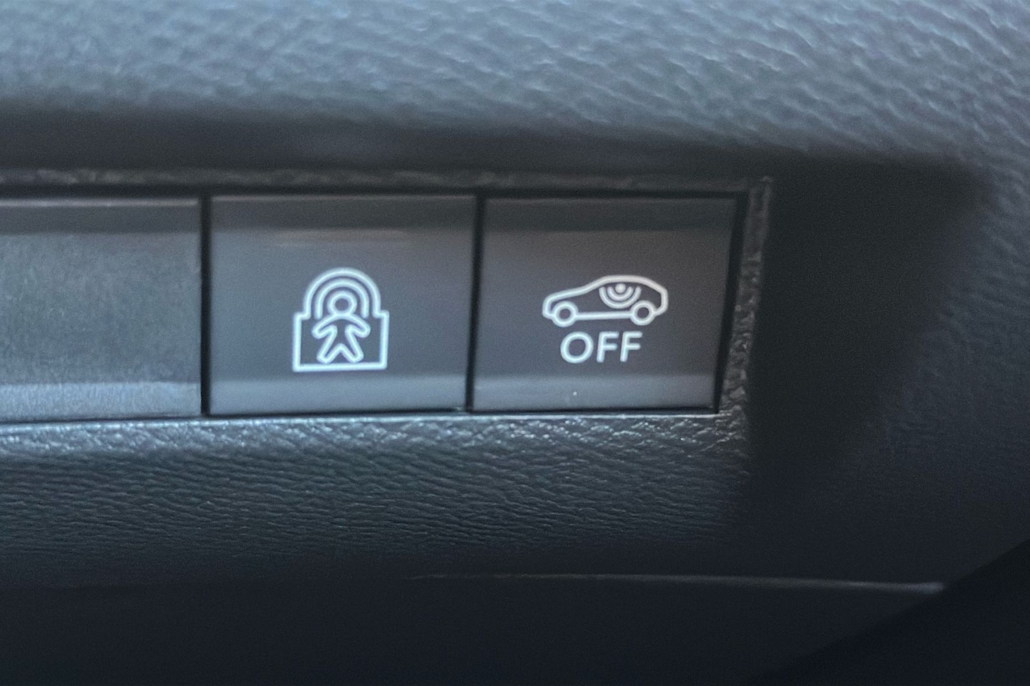 Used Peugeot 208 2024 for sale - 77240019: Photo 21